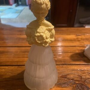 Elegant Cream and Yellow Figurine
